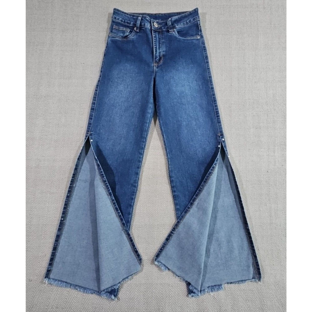 Cardinale Jeans Women's Sz 8 26x28 Med Wash Blue Slit Seam Pearls Y2K Fairy Core